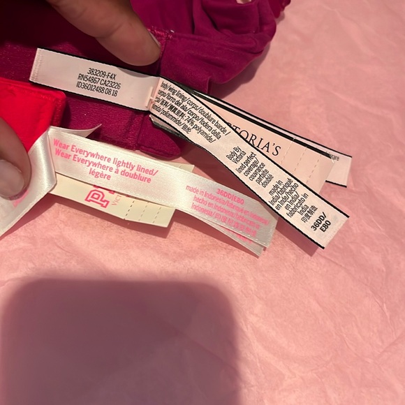 Victoria Secret Bra - Picture 15 of 15